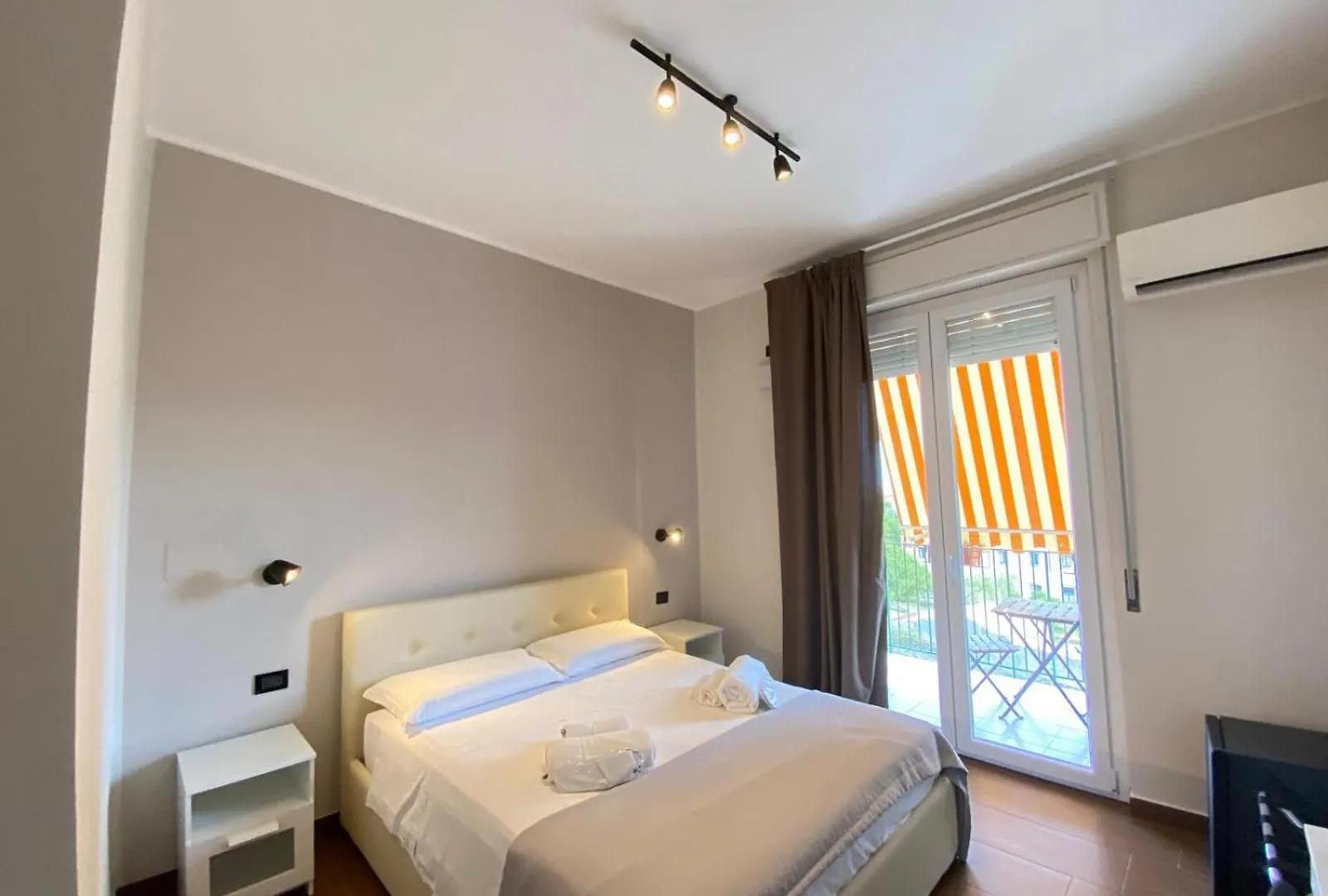 Panoramic Rooms Syracuse